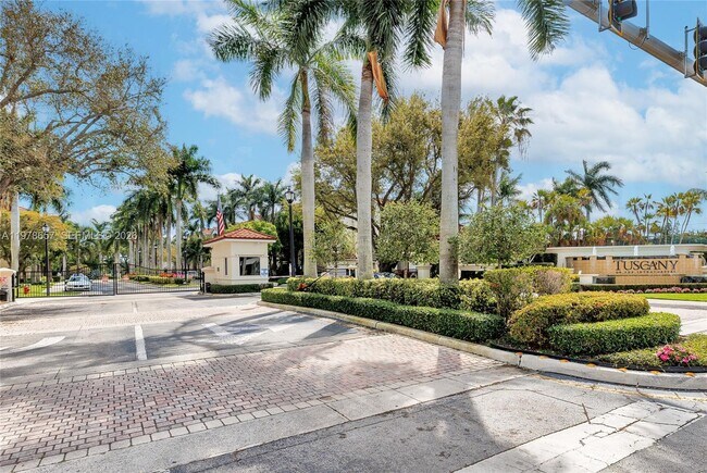 Photo - 2309 Tuscany Way Unit 2309