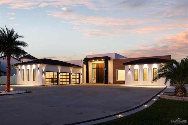 Building Photo - 43 Antigua Dr