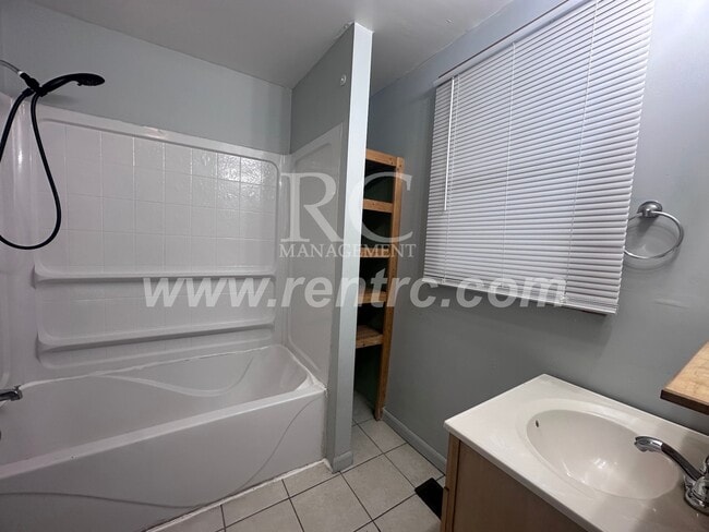 Photo - 109 Seminary-N