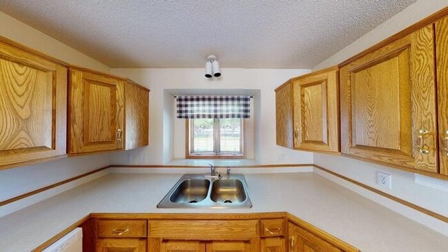 Photo - 1525 S Washington St Townhome