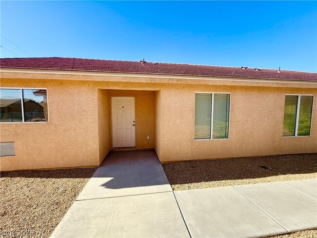 Photo - 1070 S Potro Ave