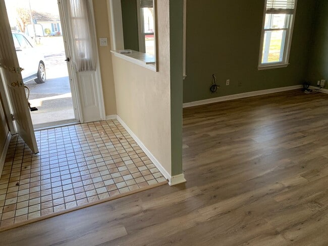 Photo - 1642 High Plains Dr