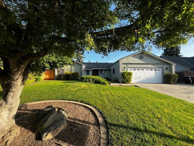 Photo - 3142 E Race Ave