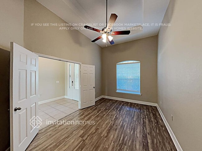 Photo - 6895 Bushnell Dr
