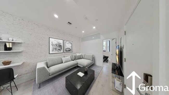 Photo - 7 Worthington St Unit 2