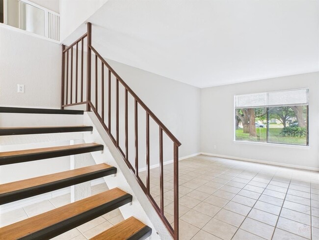 Photo - 9520 Quail Village Ln