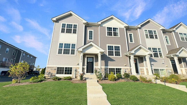 Building Photo - 2241 Sassafras Wy Rental
