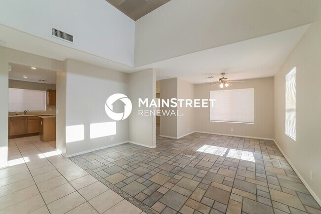 Photo - 4 Bedroom Pet-Friendly Home in Peoria, AZ with Main Street Renewal
