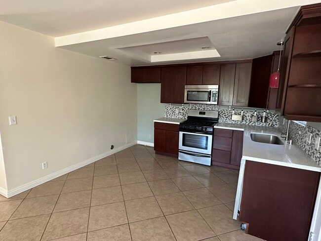 Photo - 115 S San Jose Dr