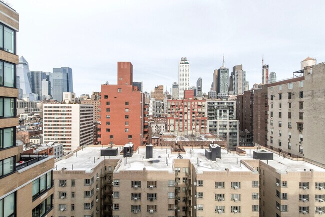 Photo - 180 W 20th St Unit FL12-ID2140