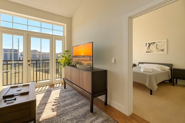 Photo - 2002 Eisenhower Ave Unidad SI ID1473415P