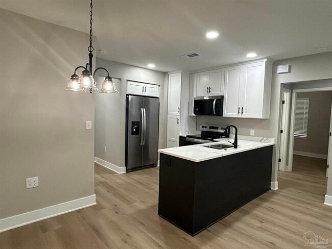 Photo - 721 W Jordan St