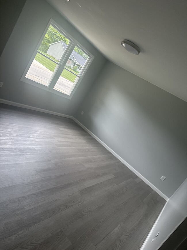 Photo - 608 Wheeler Ln