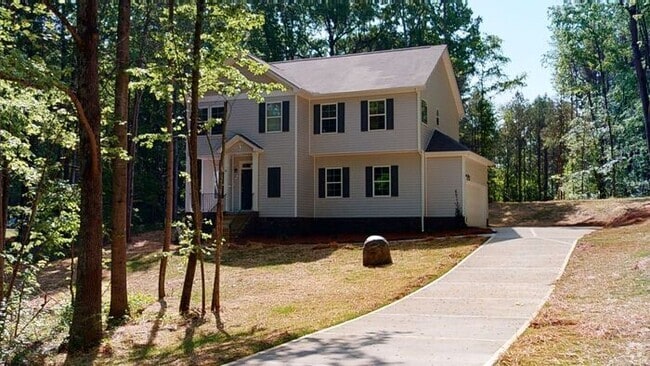 Building Photo - UPCOMING 4 bed/2.5 bath home in Salisbury