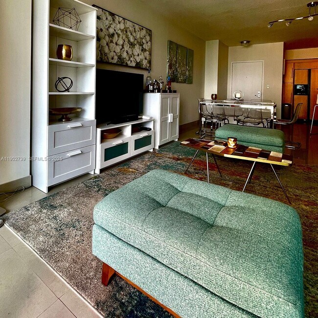 Photo - 335 S Biscayne Blvd Unit 2200