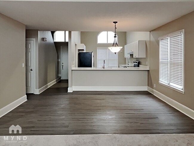 Photo - 4015 Golfview Dr