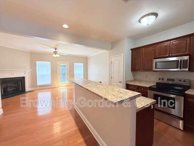 Photo - 1057 Woodbury Falls Dr