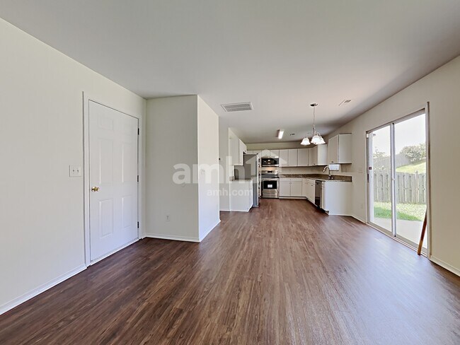 Photo - 8443 Redding Glen Ave