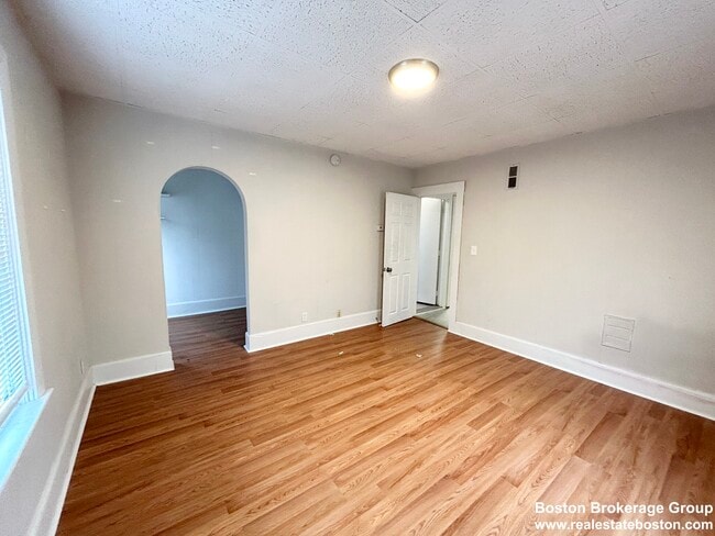 Photo - 103 Buttonwood St Unit 3