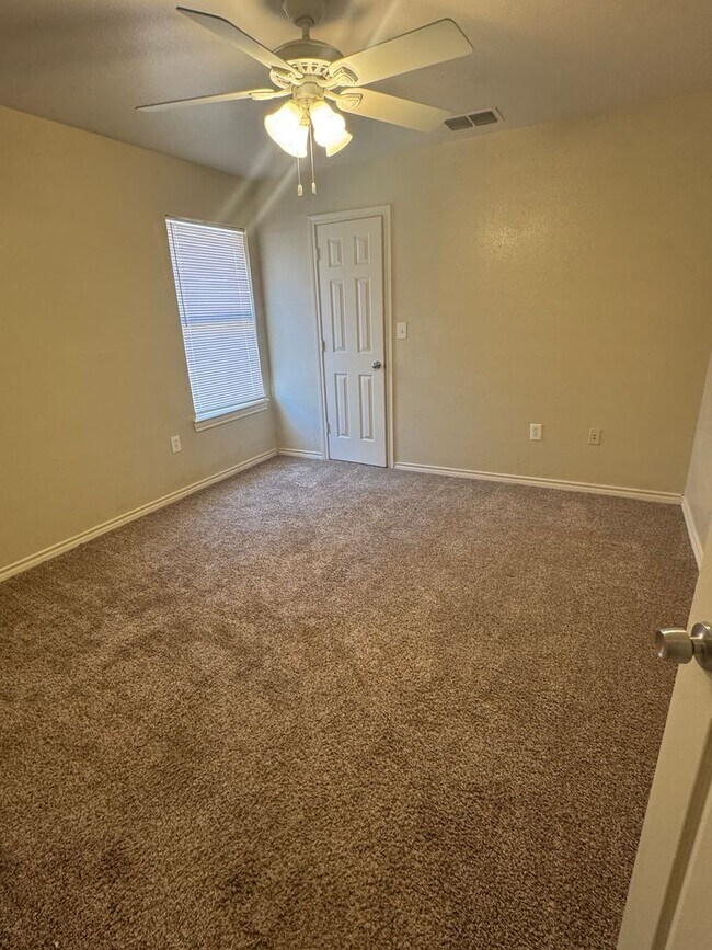 1208 N Bangor Ave Unidad B