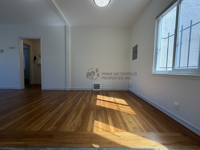 605 Hillsborough St Unit 1