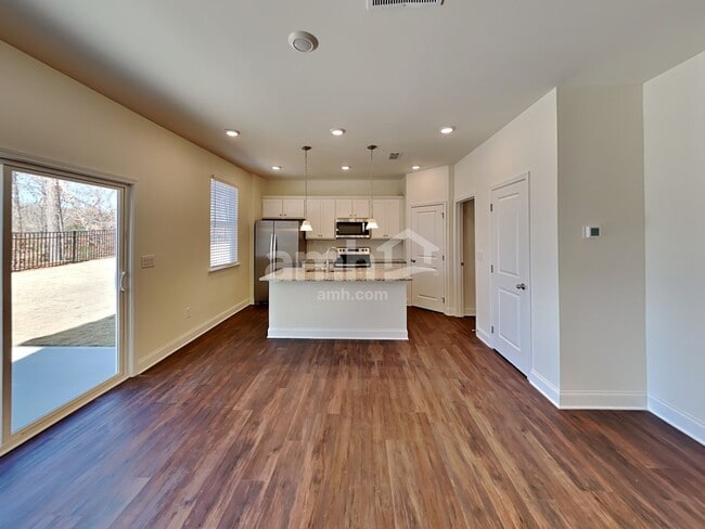 Photo - 4762 Tributary Ln