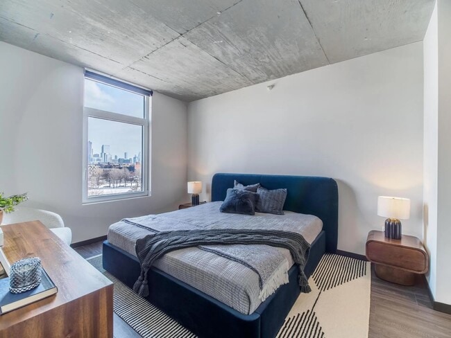 Photo - 1617 W Lake St Unit 0601