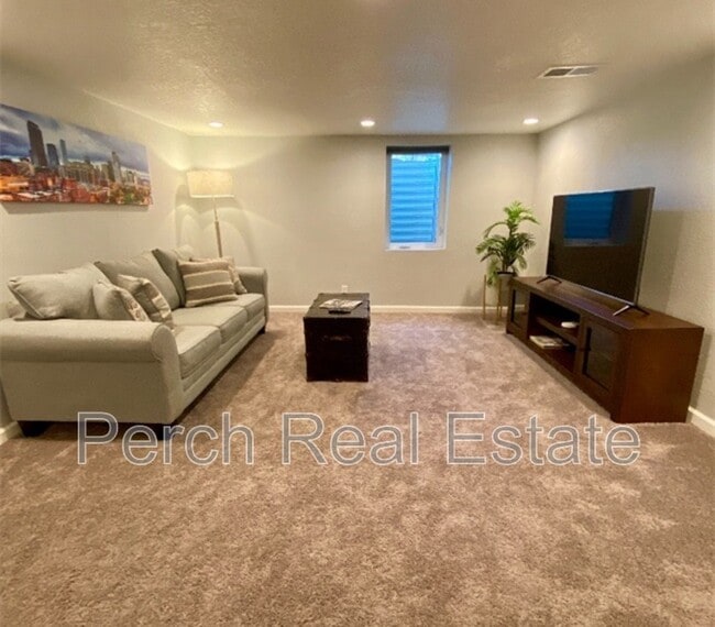 Photo - 1550 Tabor St