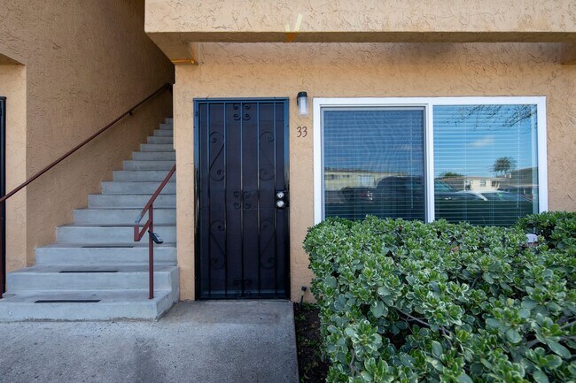 Olive Avenue Apartments