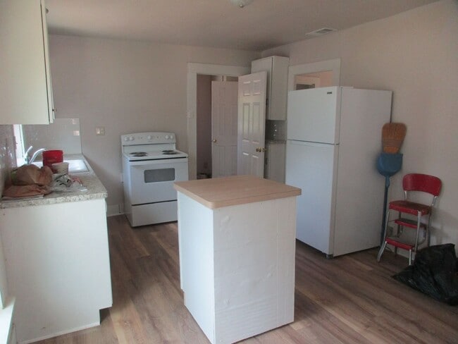 Photo - Charming Remodeled 2/1 Home