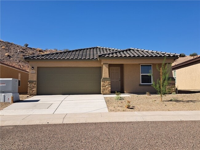 Building Photo - 2372 Tapatio Dr Rental