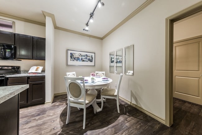 The Vista Apartments For Rent in San Antonio, TX