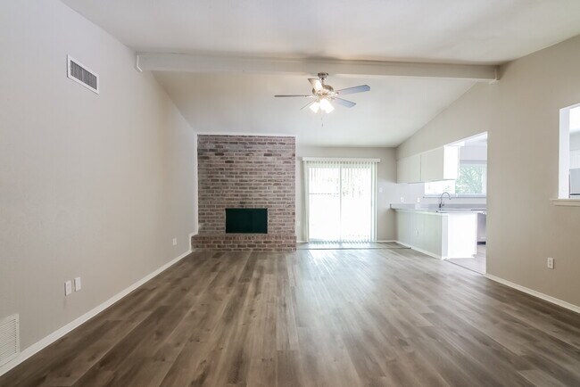 Photo - 3702 Palomino Dr