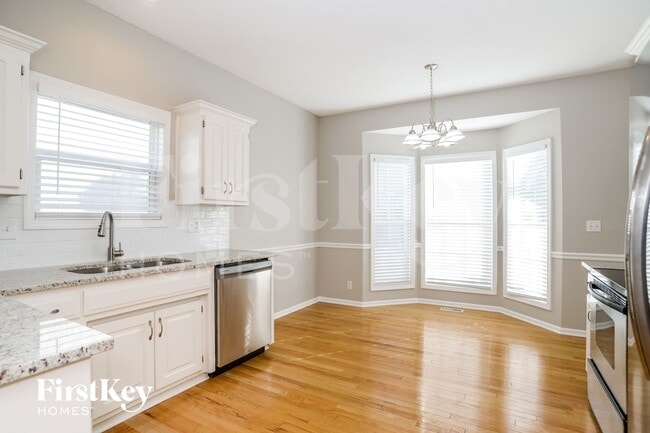 Photo - 16036 S Avalon St