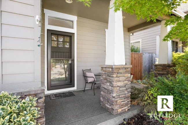 Photo - STUNNING 4 Bed/3.5 Bath Home in Talent!!!