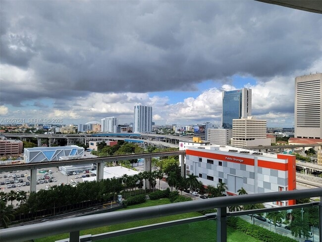 Photo - 350 S Miami Ave Unidad 1515