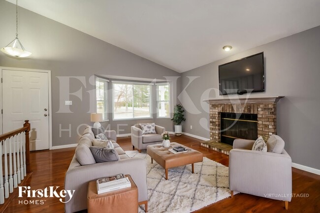 Photo - 700 Fernwood Terrace