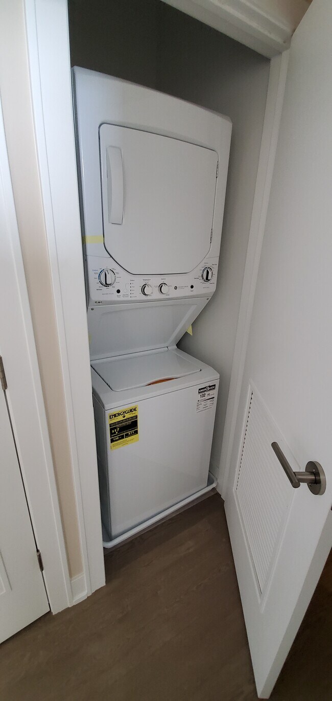 Photo - 1741 N Western Ave Unit 1