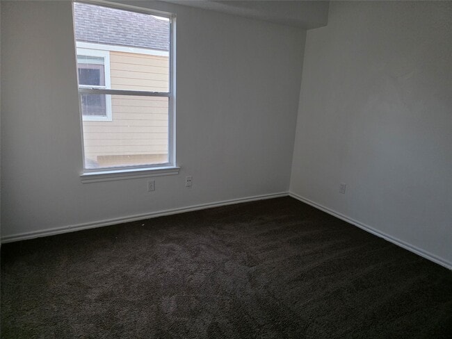 Photo - 16107 Sandy Path Ln