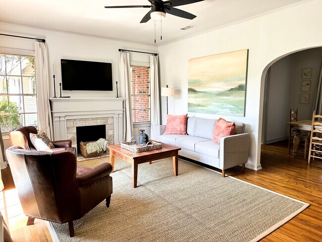 Photo - 528 Ockley Dr