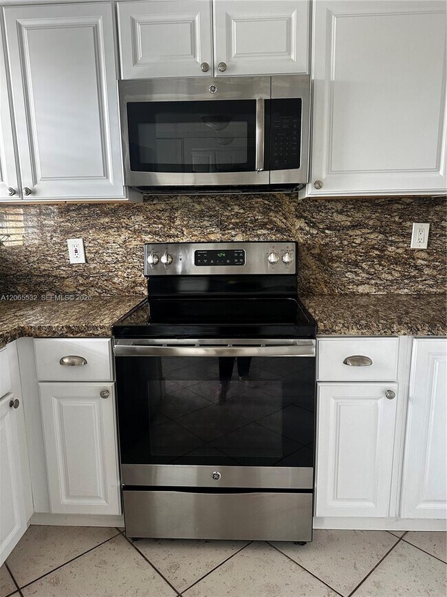 Photo - 8305 Sunrise Lakes Blvd Unit 310
