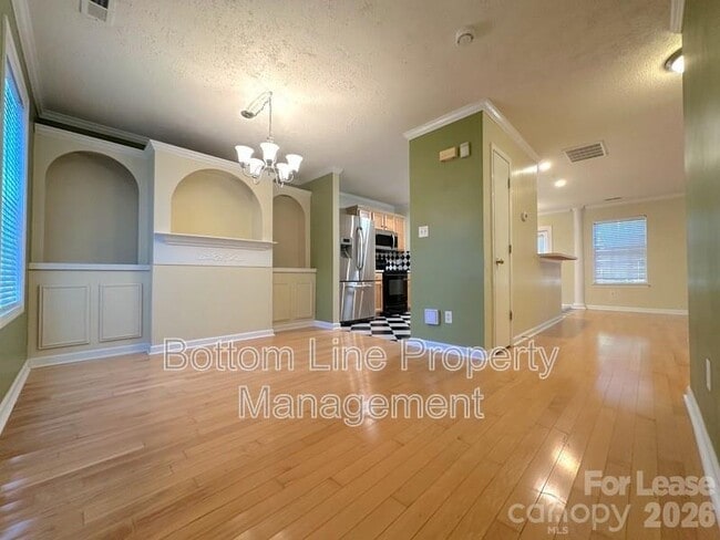 Photo - 131 Camforth Dr