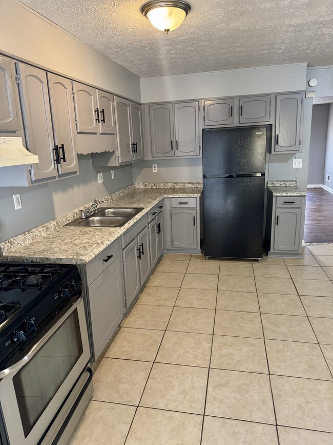 Photo - 2137 Fairway Ct SE Unit 2137
