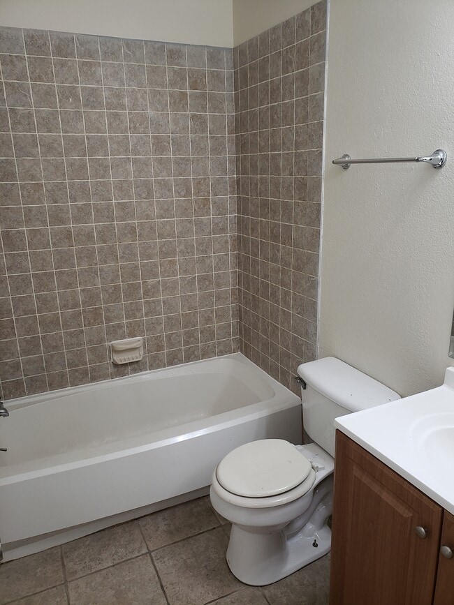 Photo - 117 Denton Ave Unidad 117 Denton Ave