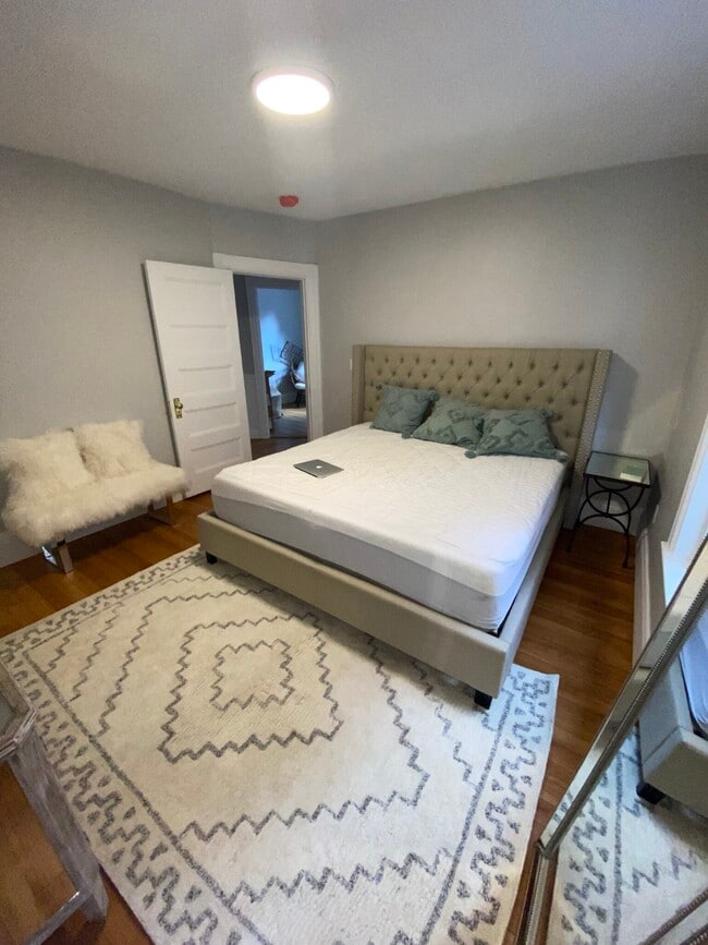 Photo - 79 Brook St Unit 3R