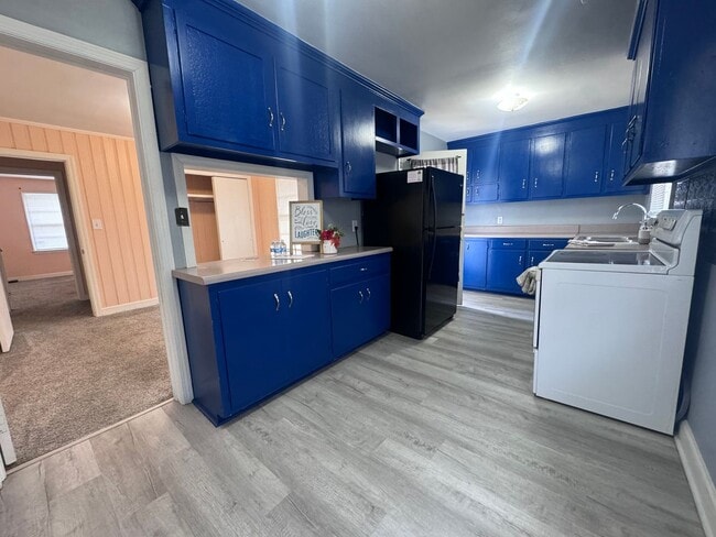 Photo - 302 Brookwood Ave