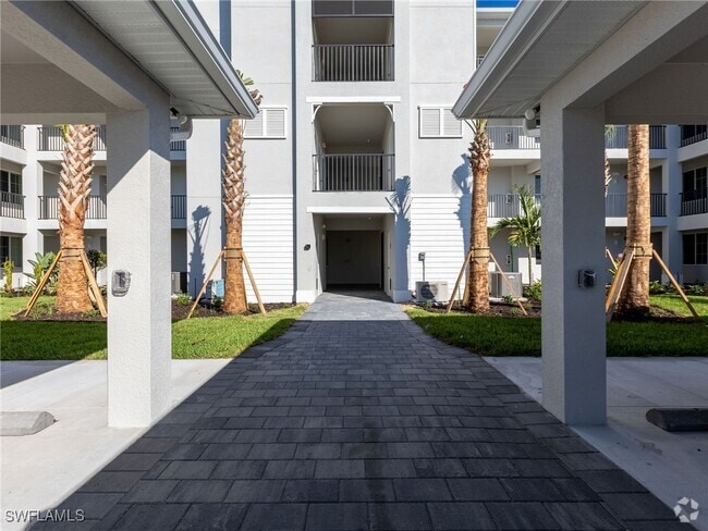 Building Photo - 5807 Double Eagle Cir Unit 4615 Rental