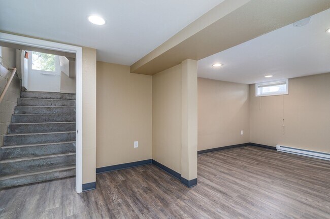 Photo - 405 4th Ave N Unit 2 Basement Apt.