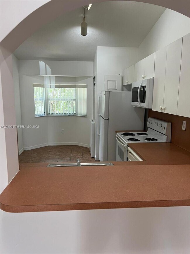 2911 SE 13th Rd Unit 204-40