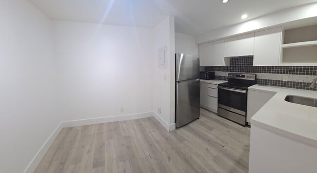 Photo - 10930 Royal Palm Blvd Unit 10930